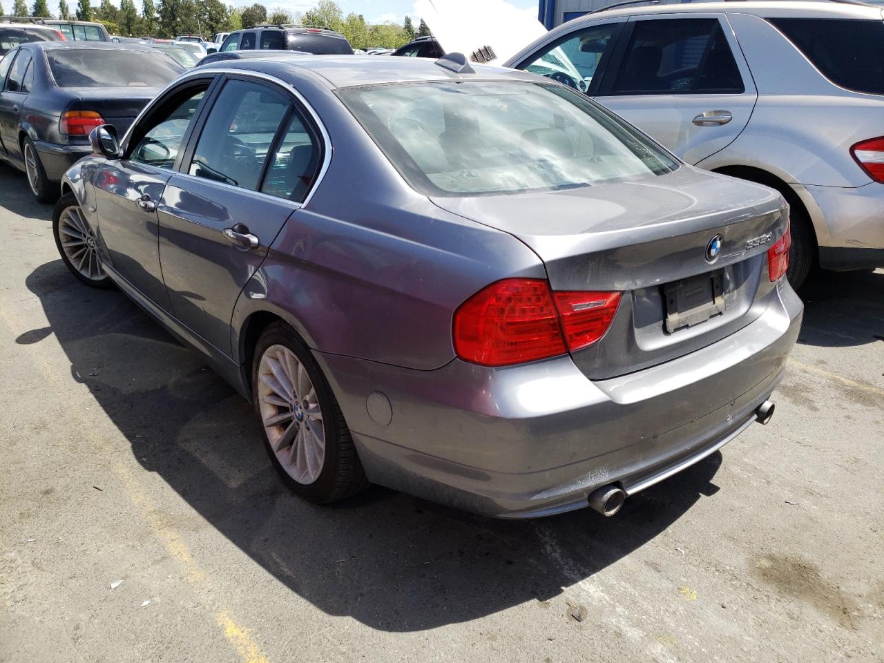 Photo 3 from auction – 2009 BMW 335 D with VIN WBAPN73539A266343