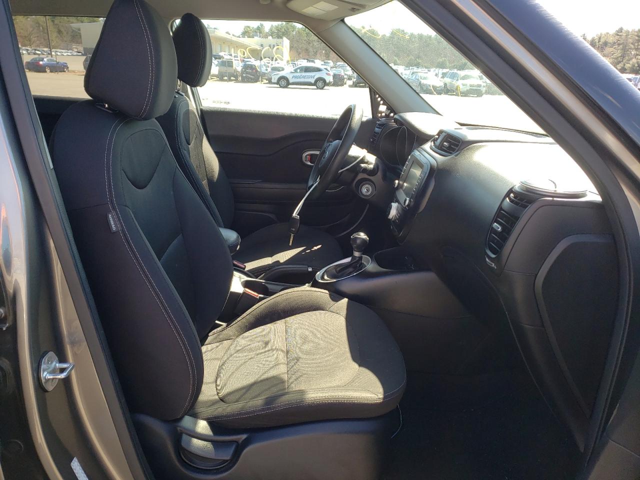 Photo 5 from auction – 2019 KIA SOUL with VIN KNDJN2A29K7675468