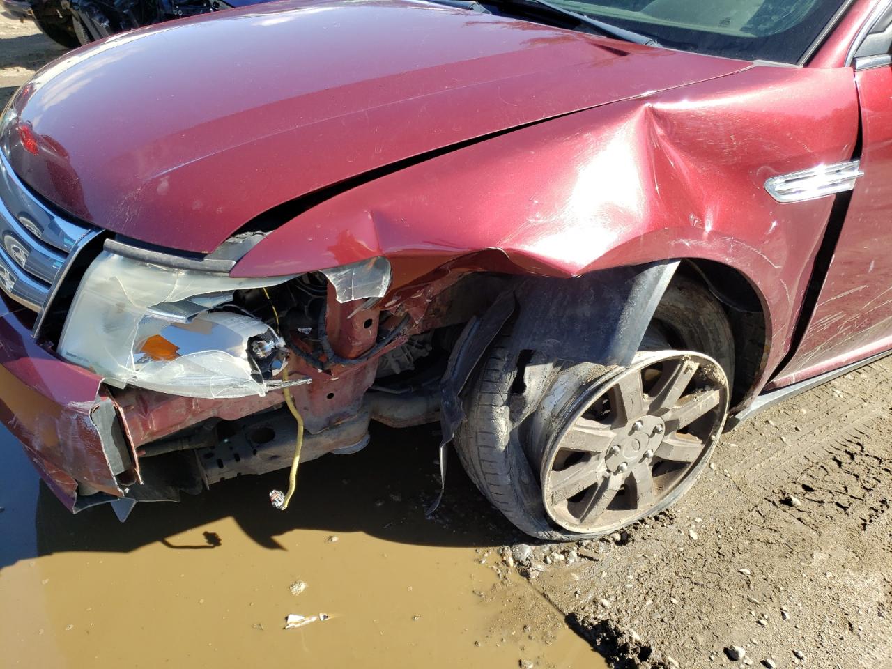Photo 9 from auction – 2008 FORD TAURUS SEL with VIN 1FAHP27W28G164265