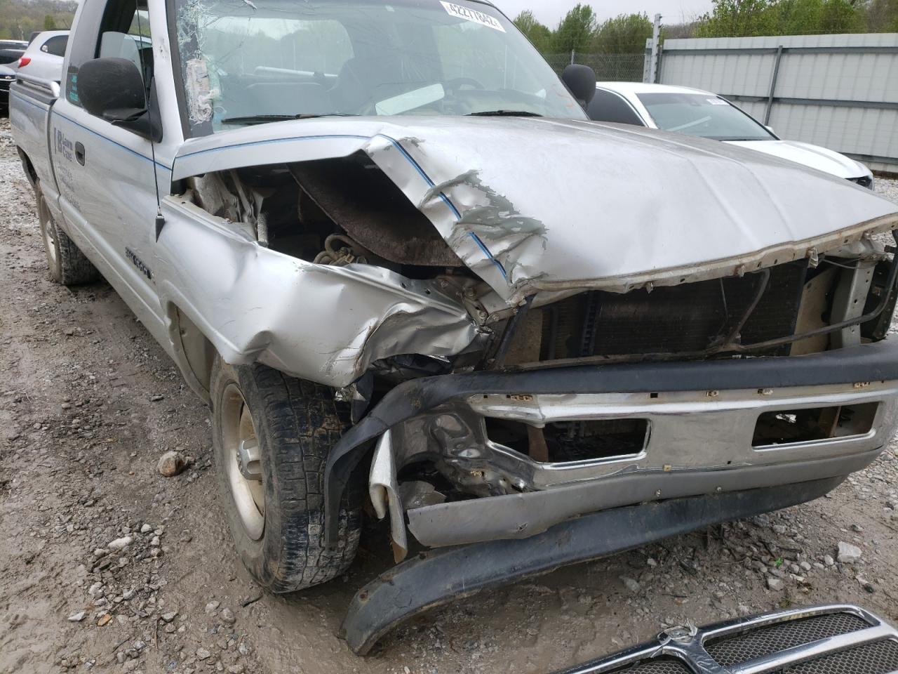 Photo 9 from auction – 2001 DODGE RAM 1500 with VIN 3B7HC13Y81G722718