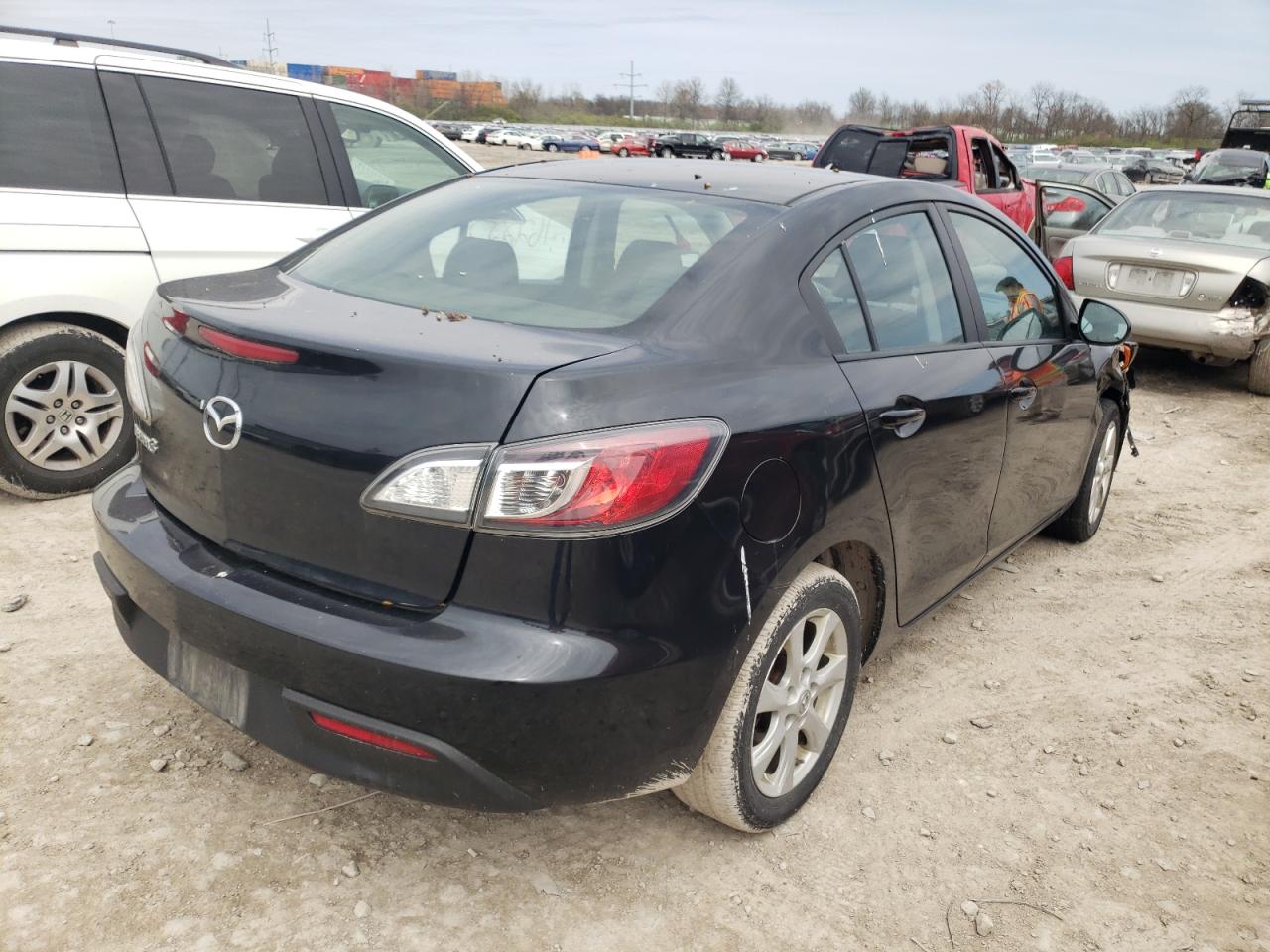 صورة رقم 4 من المزاد - 2011 MAZDA 3 I مع VIN JM1BL1VF6B1376816