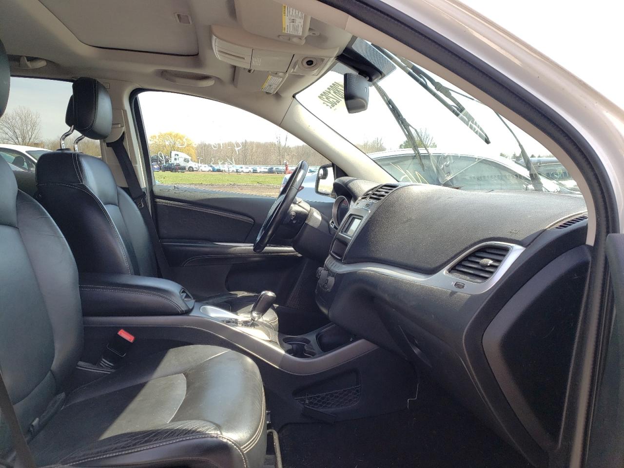 Foto 5 de la subasta – 2011 DODGE JOURNEY R/ con VIN 3D4PH6FG1BT570855