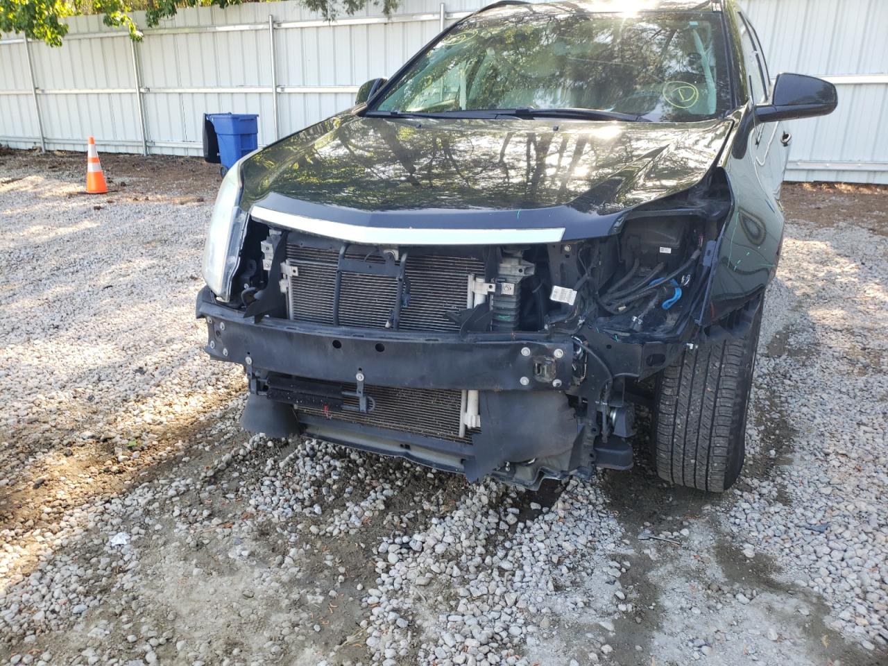 Photo 9 from auction – 2015 CADILLAC SRX with VIN 3GYFNAE33FS518975