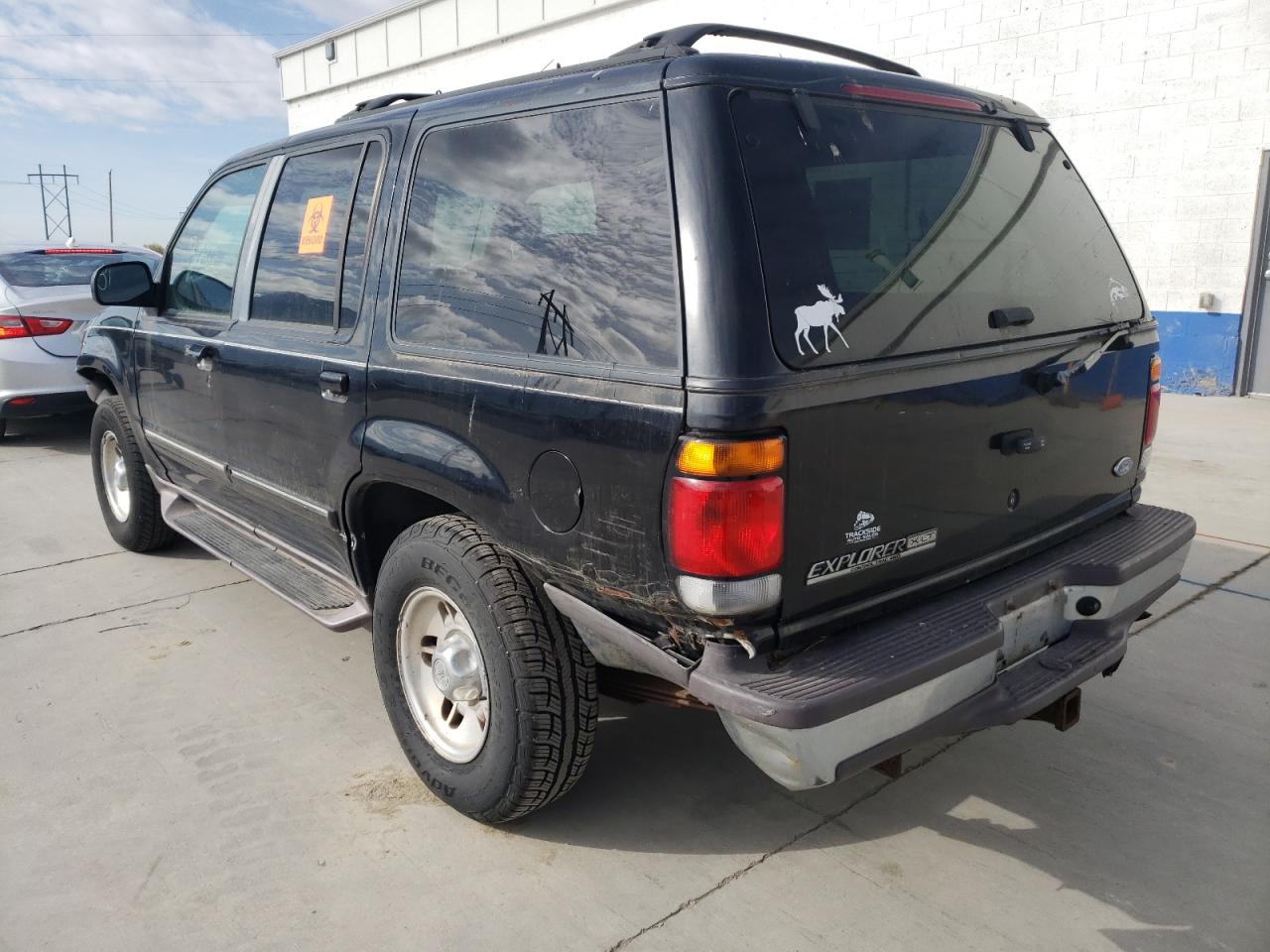 Photo 3 from auction – 1997 FORD EXPLORER with VIN 1FMDU34E6VZB58547