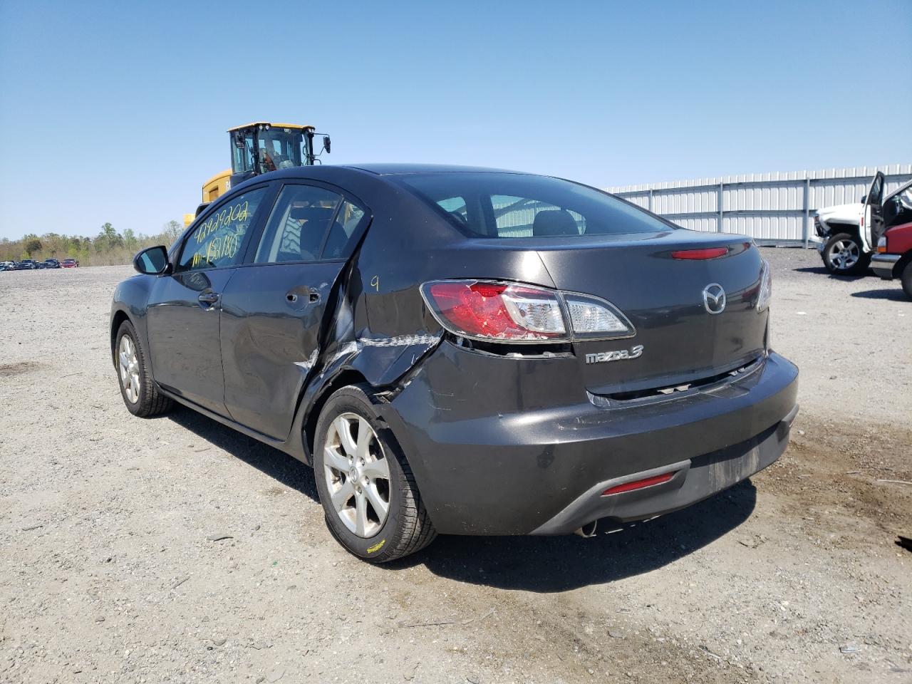 Photo 3 from auction – 2010 MAZDA 3 I with VIN JM1BL1SF6A1279845
