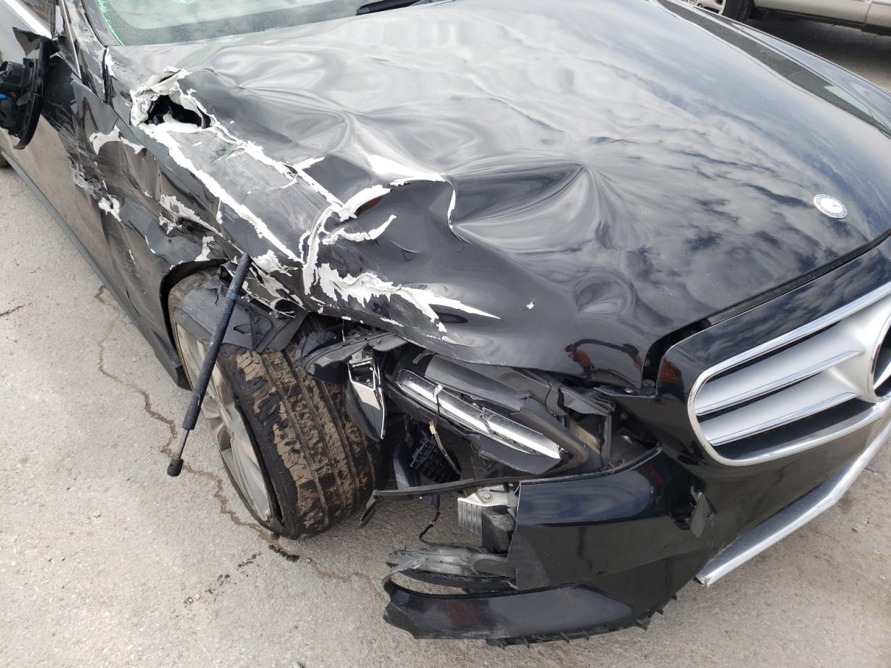 Photo 9 from auction – 2014 MERCEDES-BENZ E 350 with VIN WDDHF5KB6EB020333