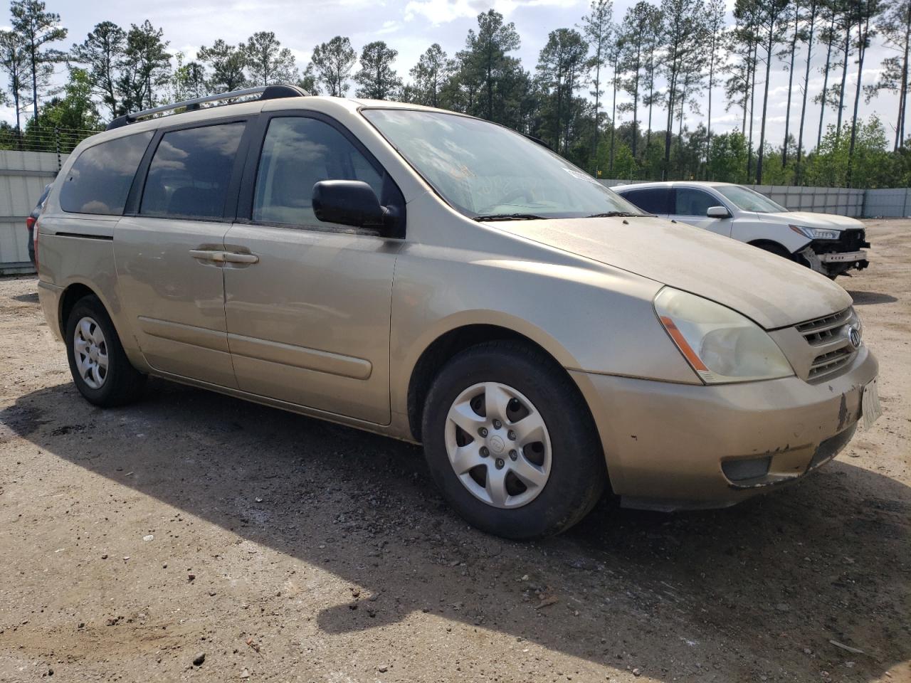 KIA SEDONA EX 2008 with VIN KNDMB233286221945 - Photo from auction