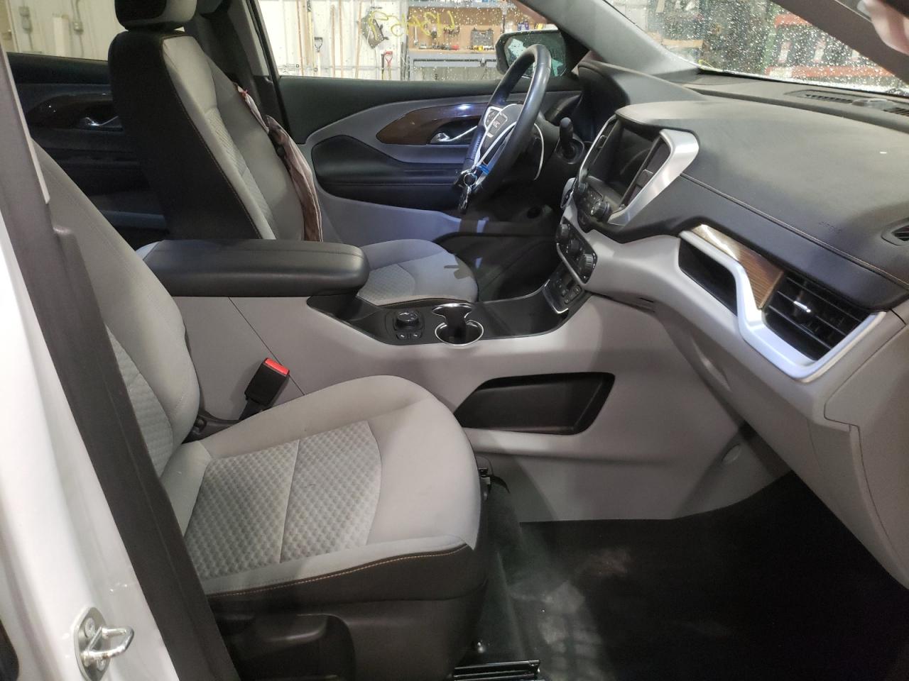Photo 5 from auction – 2018 GMC TERRAIN SL with VIN 3GKALTEV7JL290232