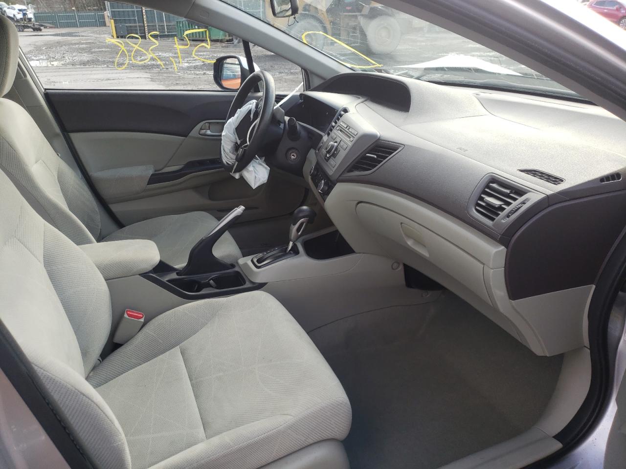 Photo 5 from auction – 2012 HONDA CIVIC LX with VIN 2HGFB2F54CH301763