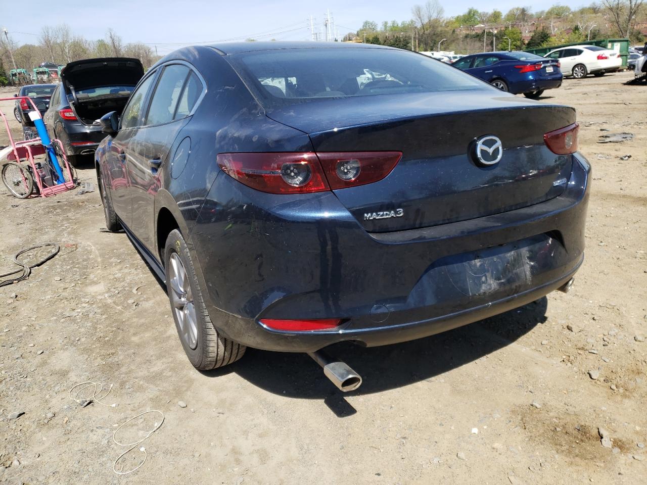 Photo 3 from auction – 2020 MAZDA 3 with VIN JM1BPABL1L1172554