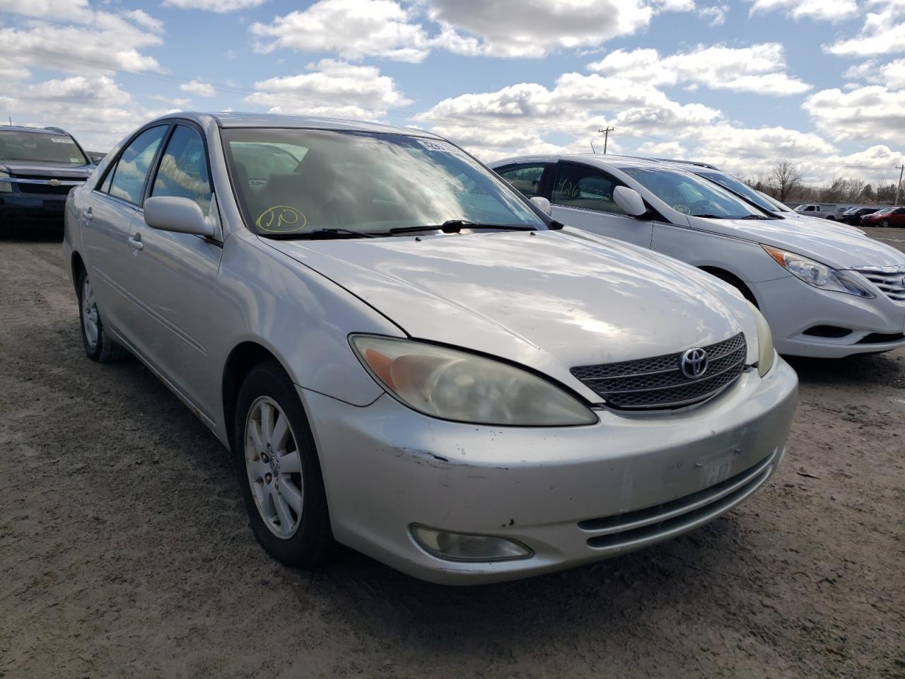 Photo 1 from auction – 2004 TOYOTA CAMRY LE with VIN 4T1BE30K84U930851