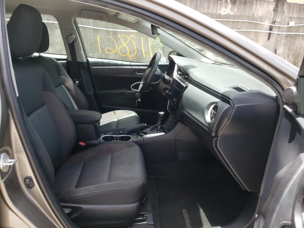 Photo 5 from auction – 2019 TOYOTA COROLLA L with VIN 2T1BURHE9KC239251