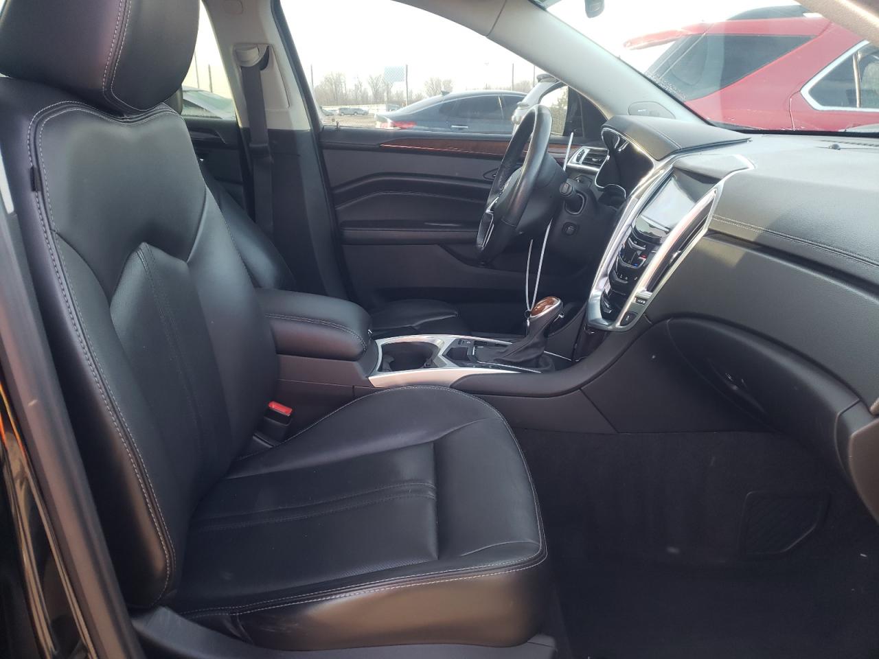 Photo 5 from auction – 2015 CADILLAC SRX LUXURY with VIN 3GYFNBE34FS522393