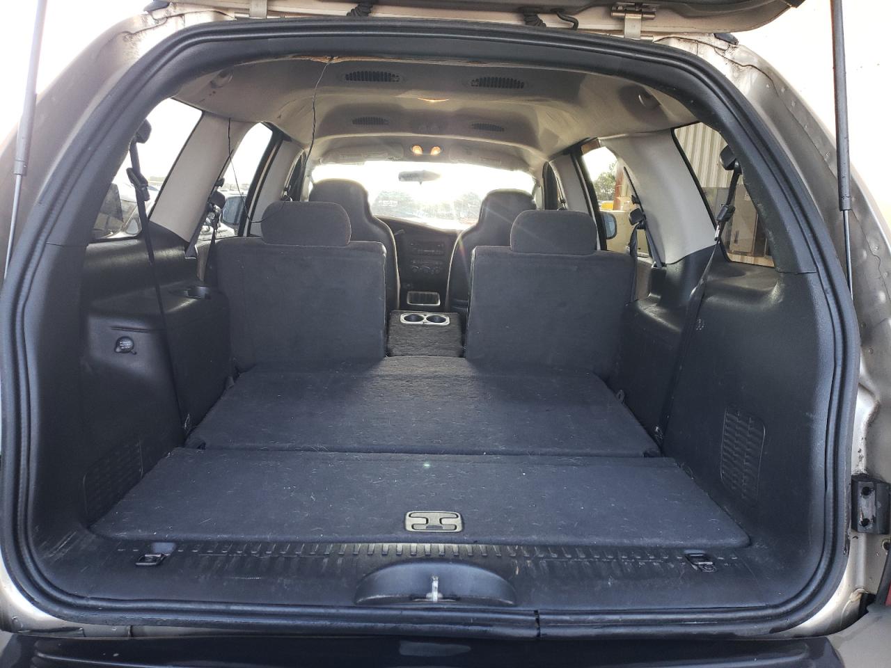 Photo 9 from auction – 2003 DODGE DURANGO SL with VIN 1D4HS48N83F529169