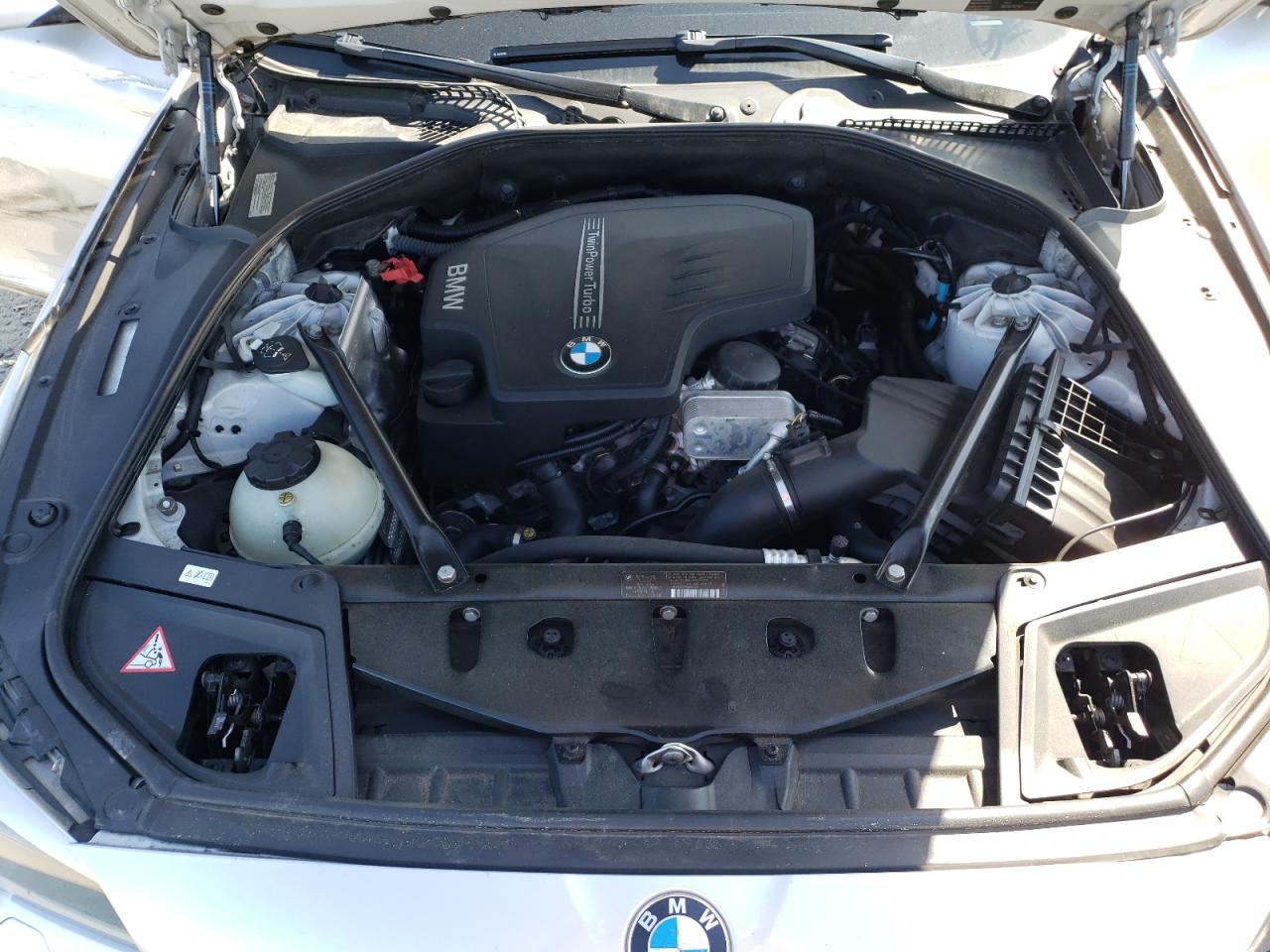 Photo 7 from auction – 2012 BMW 528 XI with VIN WBAXH5C56CDW06490