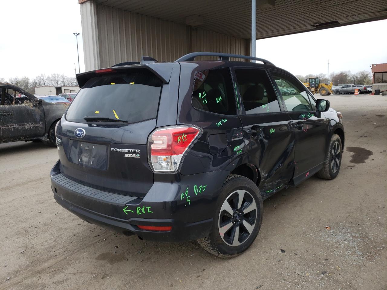 Photo 4 from auction – 2017 SUBARU FORESTER 2 with VIN JF2SJAGC3HH573596