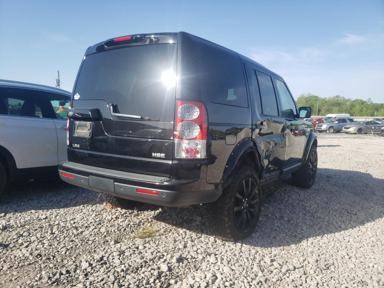 Photo 4 from auction – 2011 LAND ROVER LR4 HSE with VIN SALAG2D44BA573742
