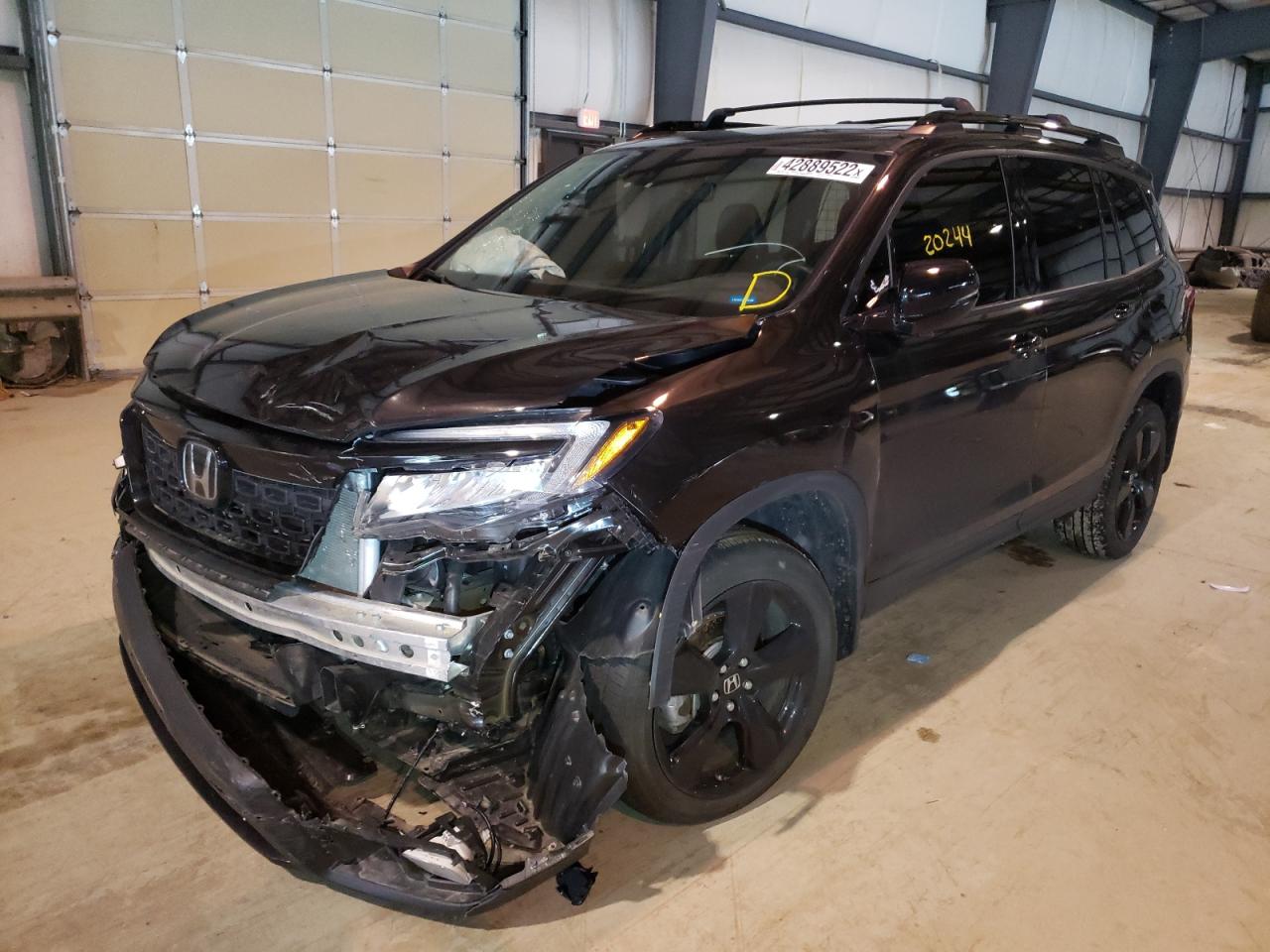 Photo 2 from auction – 2019 HONDA PASSPORT E with VIN 5FNYF8H03KB012927