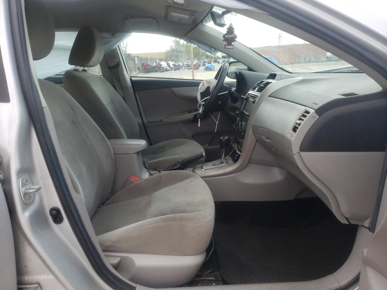 Photo 5 from auction – 2013 TOYOTA COROLLA BA with VIN 2T1BU4EE8DC979934
