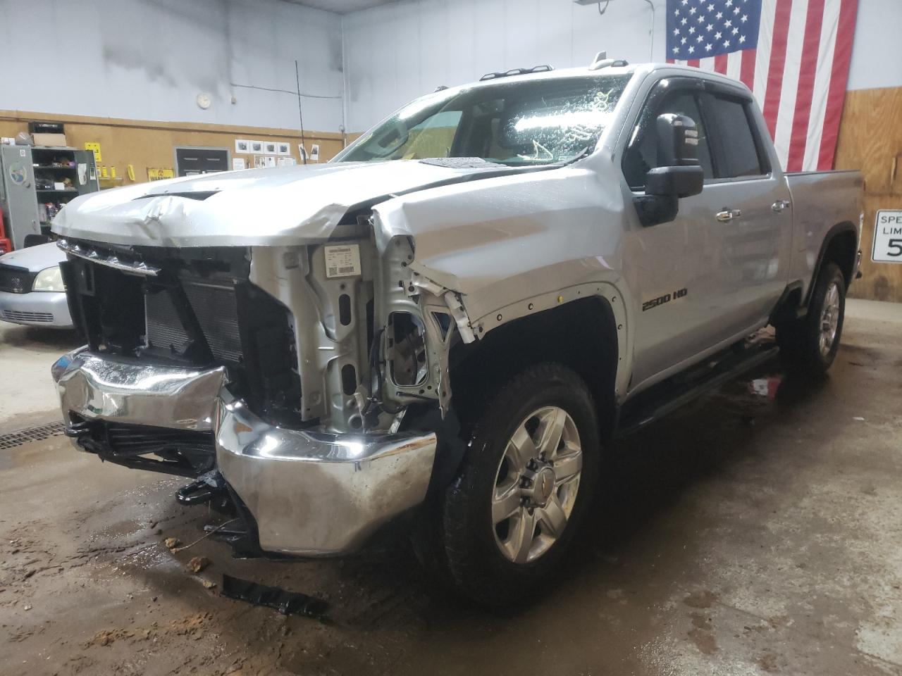 Photo 2 from auction – 2022 CHEVROLET SILVERADO with VIN 1GC5YPE77NF111291