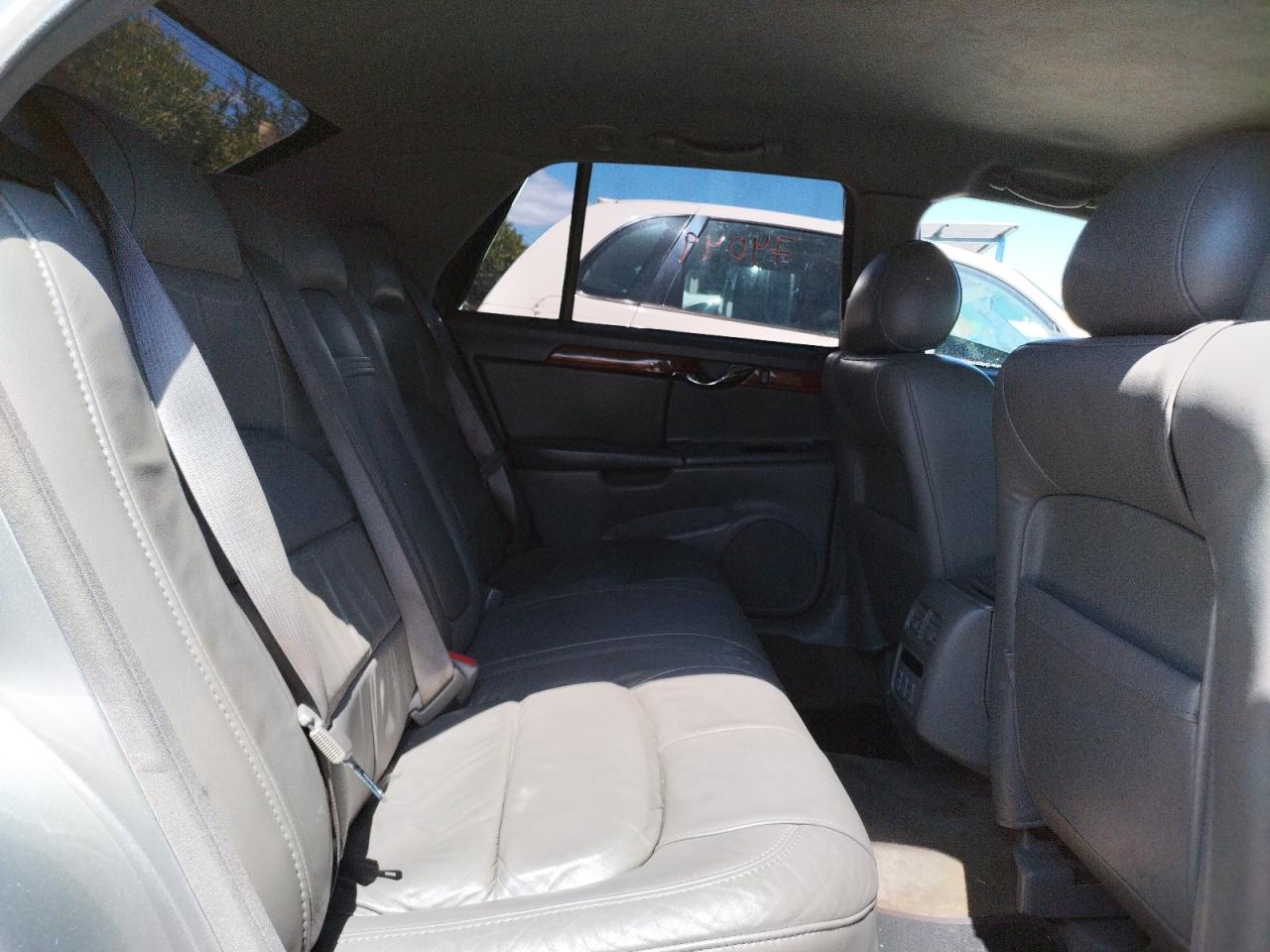 Photo 6 from auction – 2004 CADILLAC DEVILLE with VIN 1G6KD54Y54U249728
