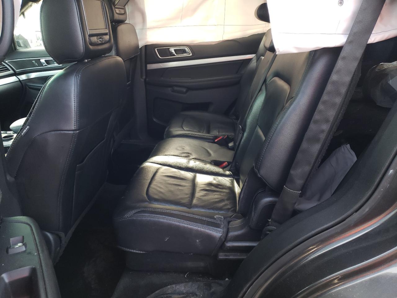 Photo 6 from auction – 2017 FORD EXPLORER X with VIN 1FM5K7D87HGB18943
