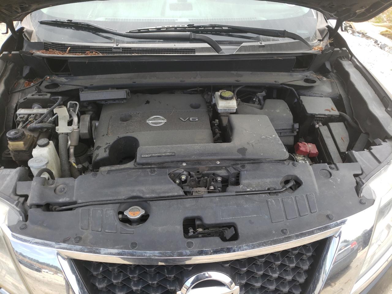 Photo 7 from auction – 2015 NISSAN PATHFINDER with VIN 5N1AR2MN3FC669278