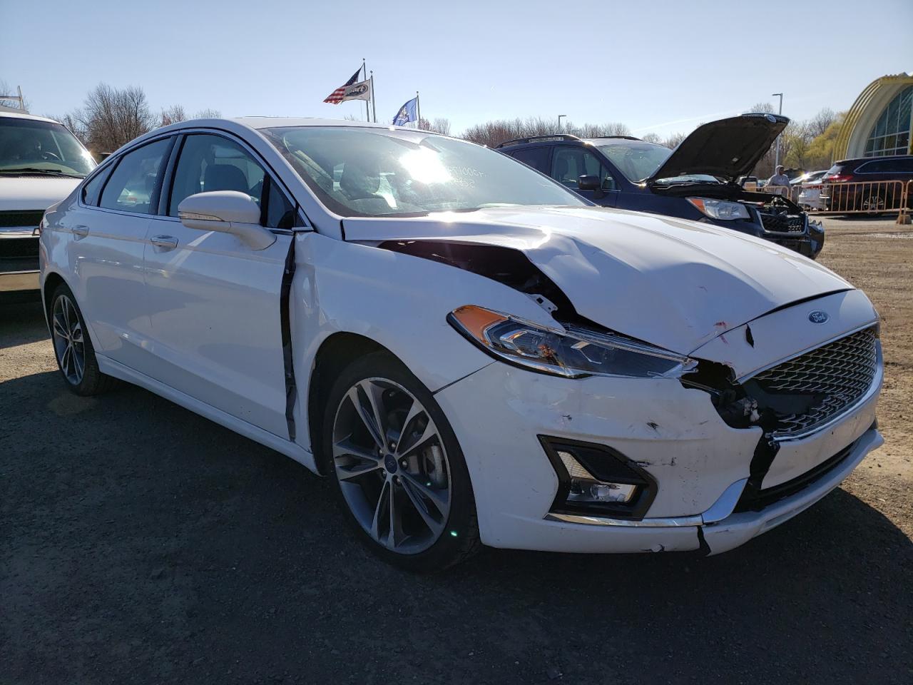 Photo 14 from auction – 2020 FORD FUSION TIT with VIN 3FA6P0D90LR193761