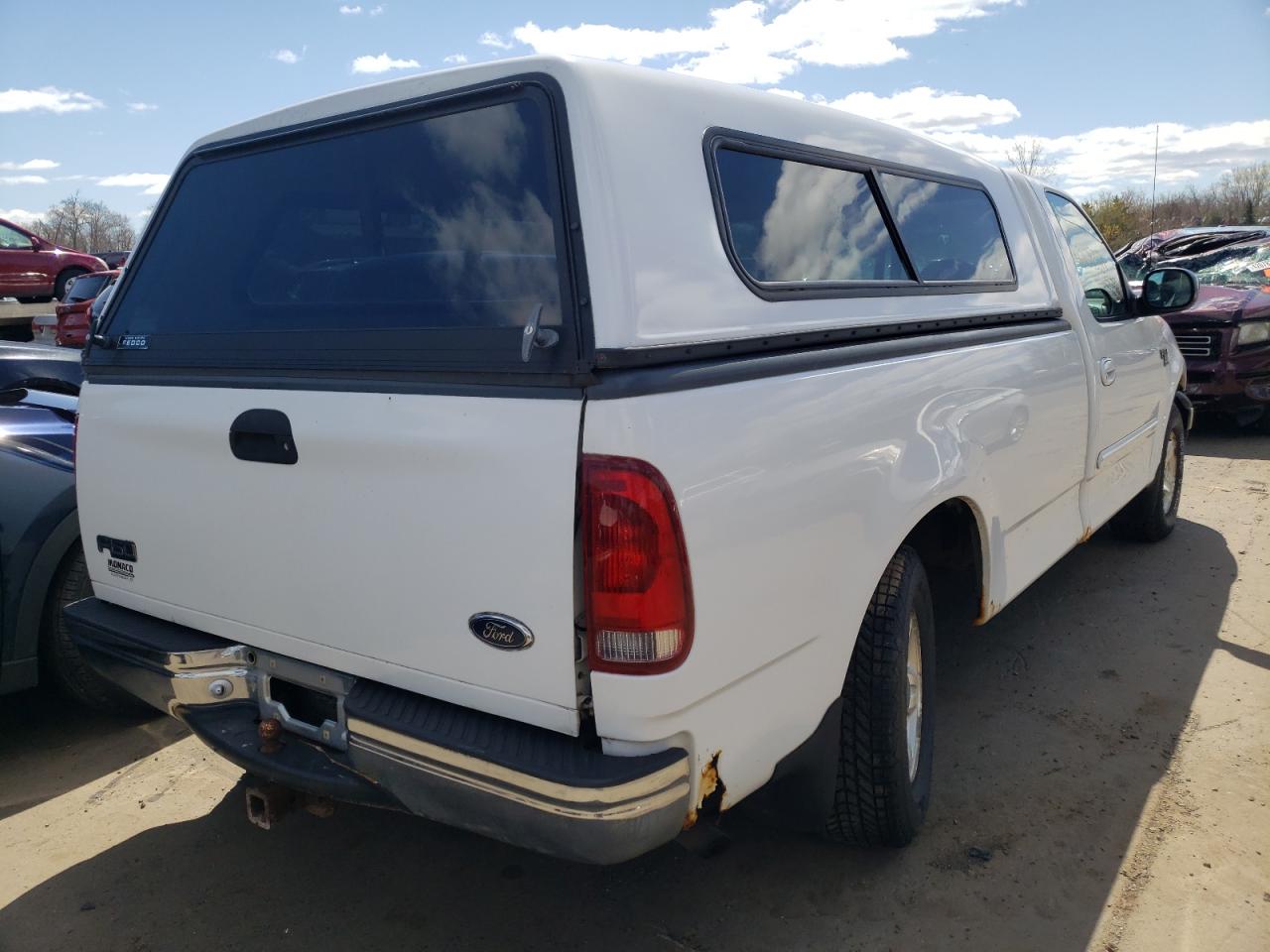 Photo 4 from auction – 2000 FORD F150 with VIN 1FTRF17L1YNA23099