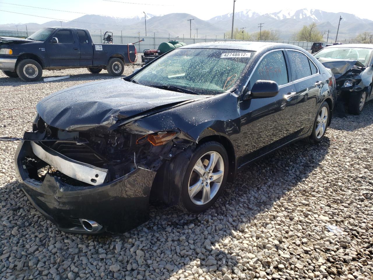 Photo 2 from auction – 2014 ACURA TSX with VIN JH4CU2F41EC003498