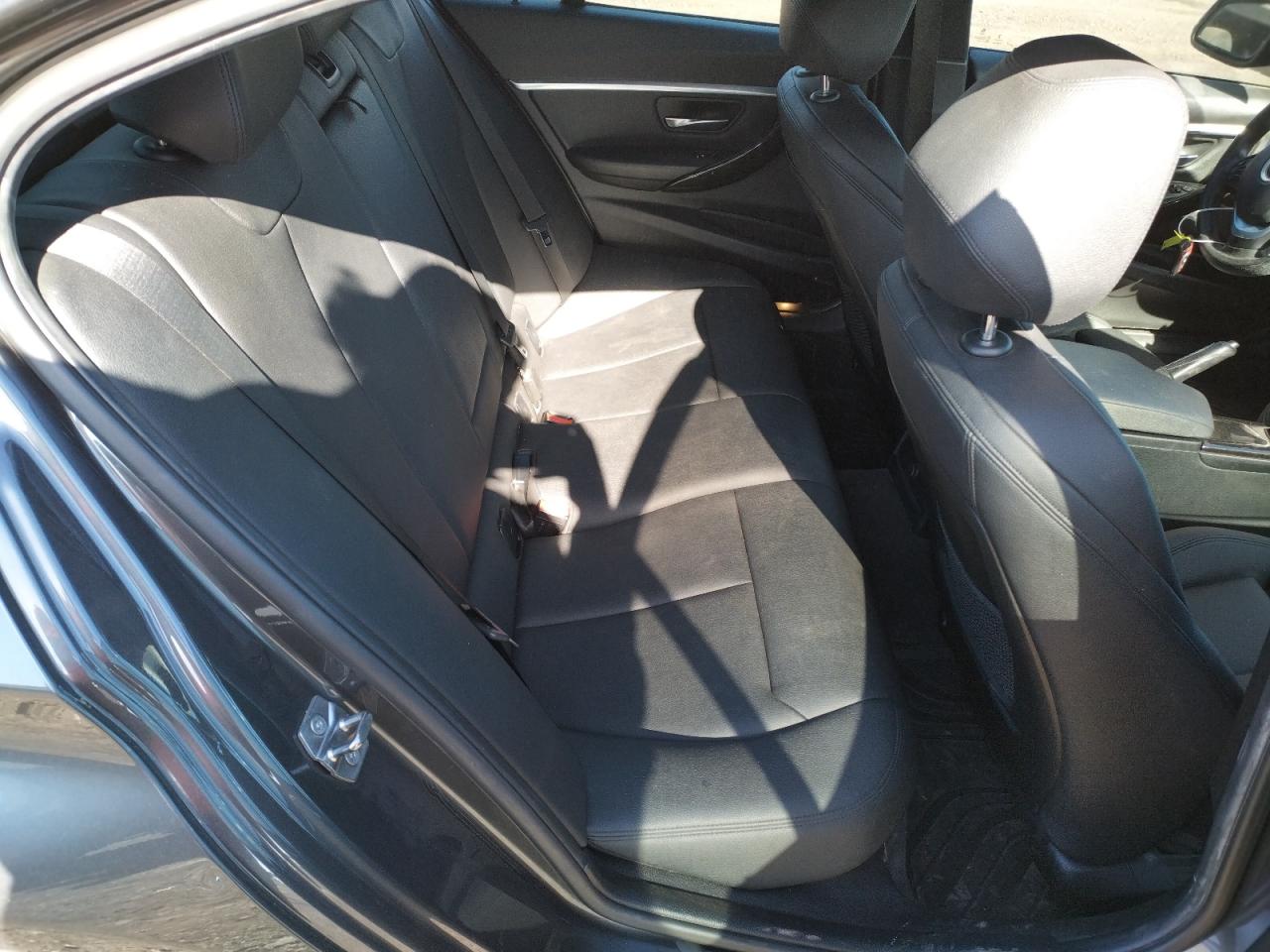 Photo 6 from auction – 2016 BMW 328 I SULE with VIN WBA8E9C50GK643864