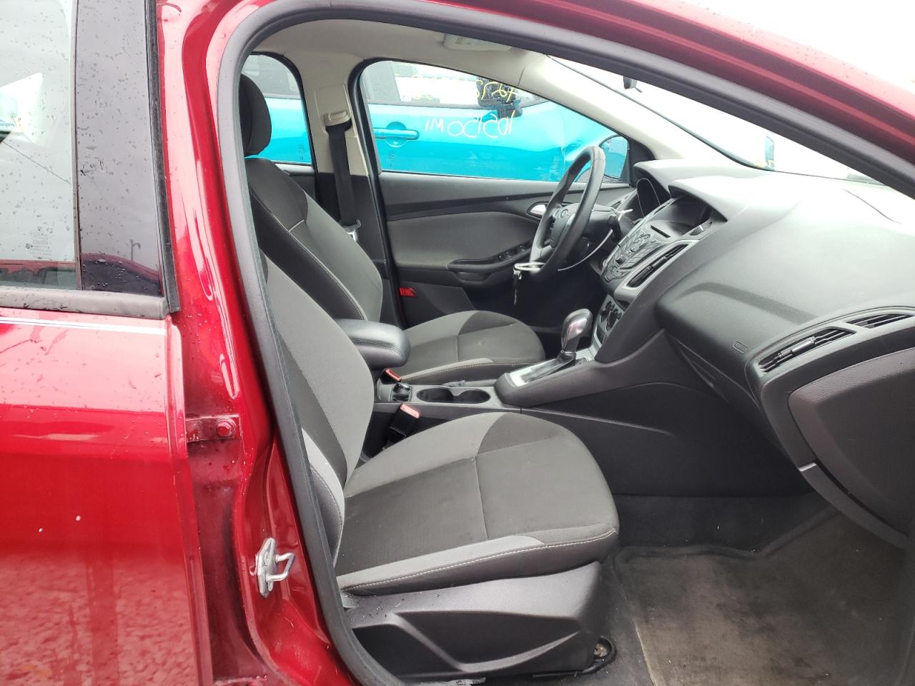 Photo 5 from auction – 2013 FORD FOCUS SE with VIN 1FADP3F21DL165119