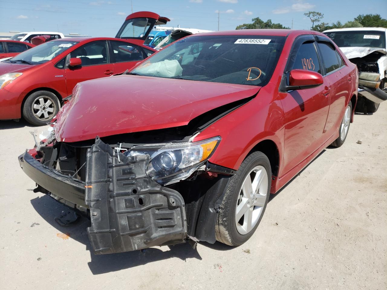 Photo 2 from auction – 2014 TOYOTA CAMRY L with VIN 4T1BF1FK7EU757530