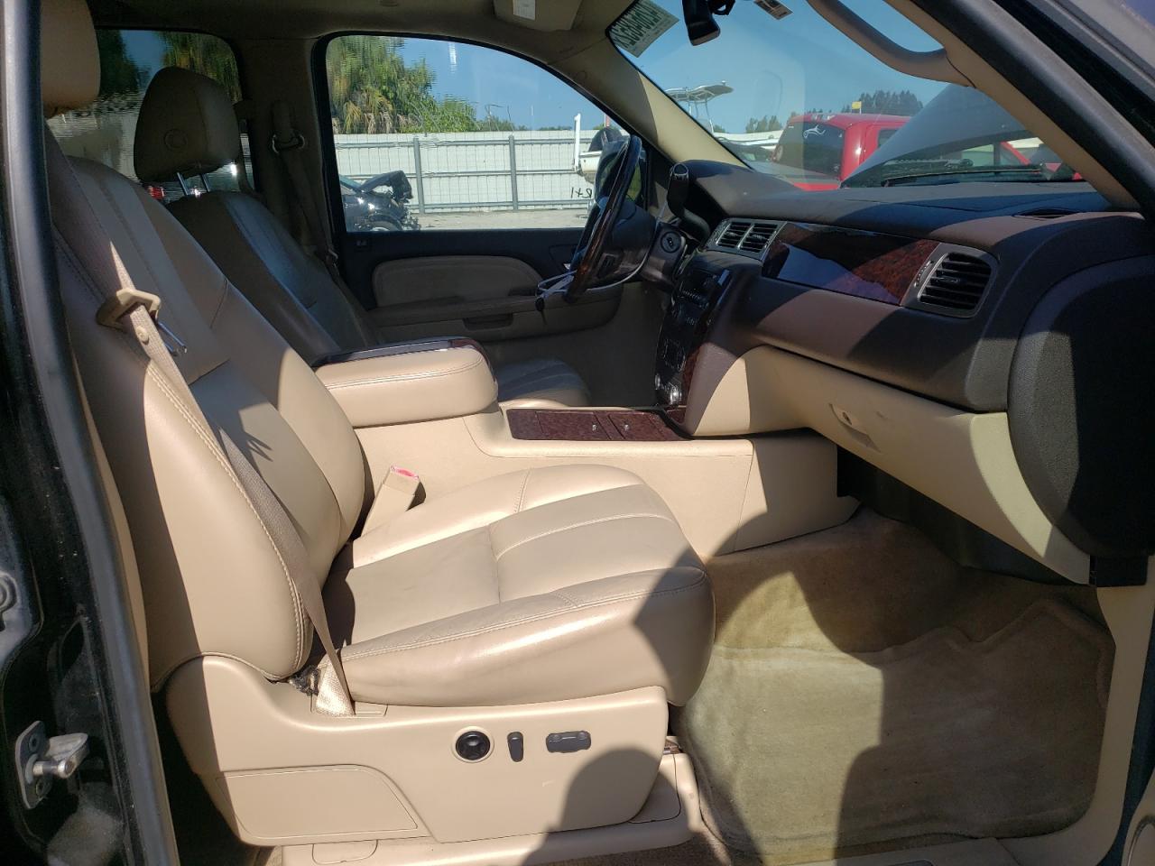 Photo 5 from auction – 2007 GMC NEW SIERRA with VIN 2GTEK638371658334