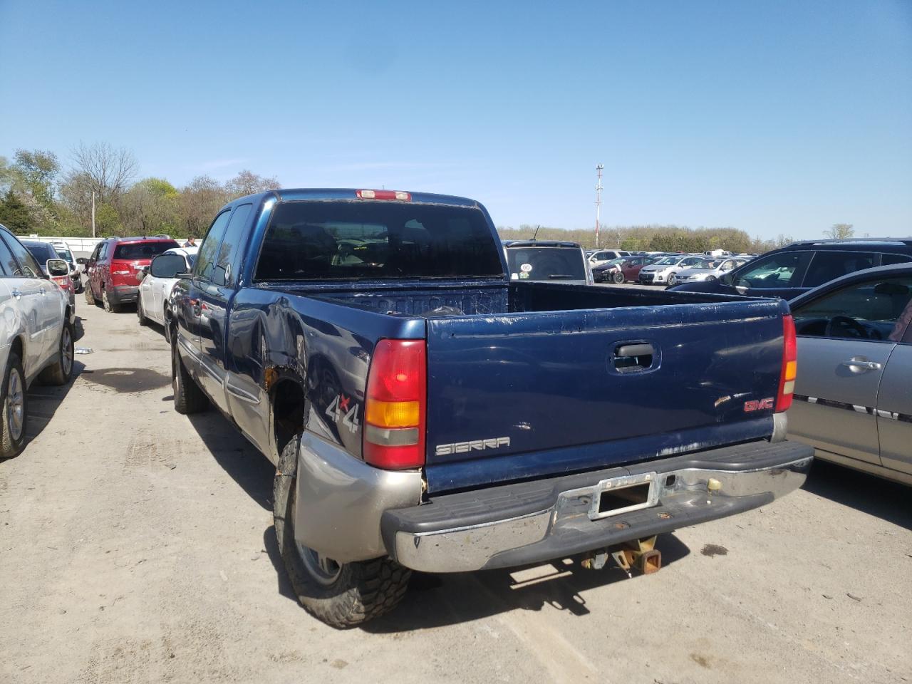 Photo 3 from auction – 1999 GMC NEW SIERRA with VIN 1GTEK19T9XE507060