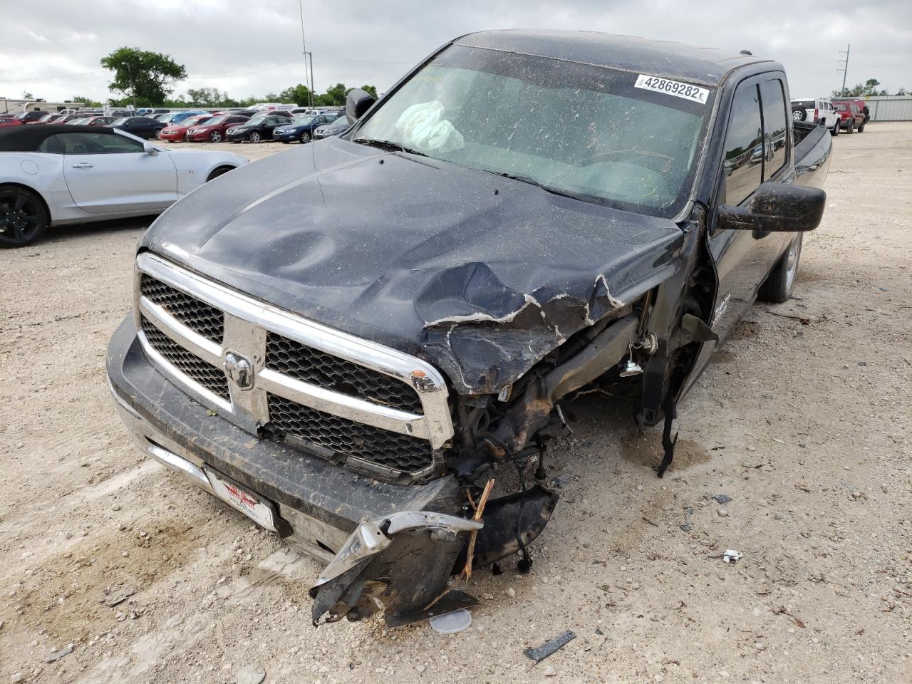 Photo 2 from auction – 2013 RAM 1500 ST with VIN 1C6RR6FP7DS684048