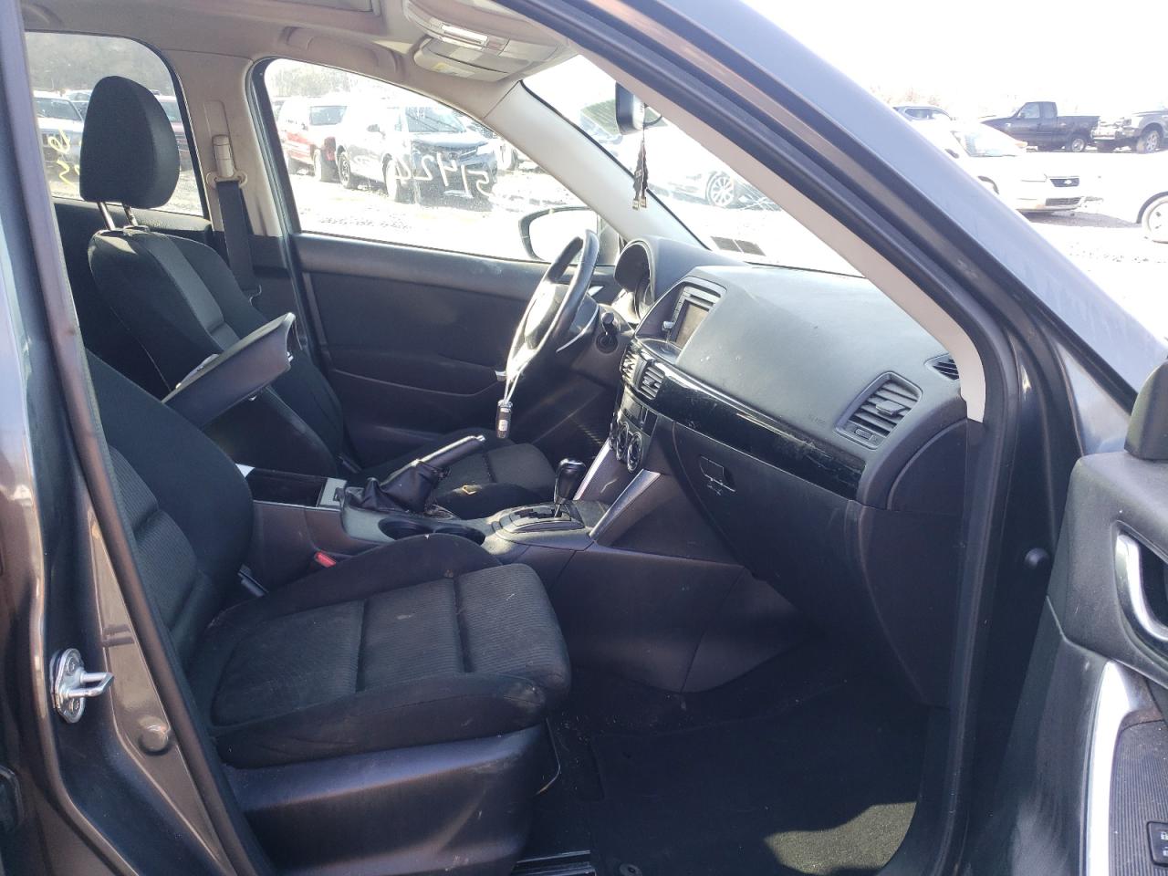 Photo 5 from auction – 2013 MAZDA CX-5 TOURI with VIN JM3KE4CE8D0126645