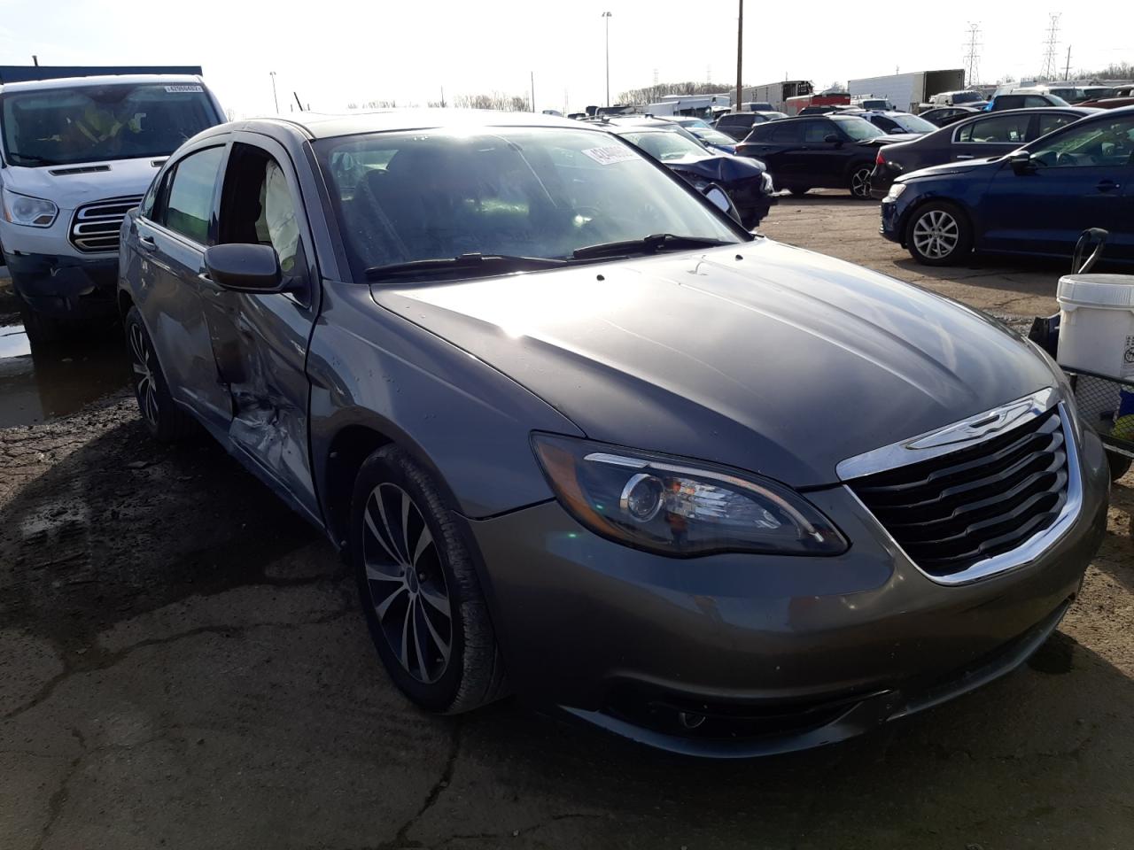 CHRYSLER 200 S 2011 with VIN 1C3BC8FG5BN577720 - Photo from auction