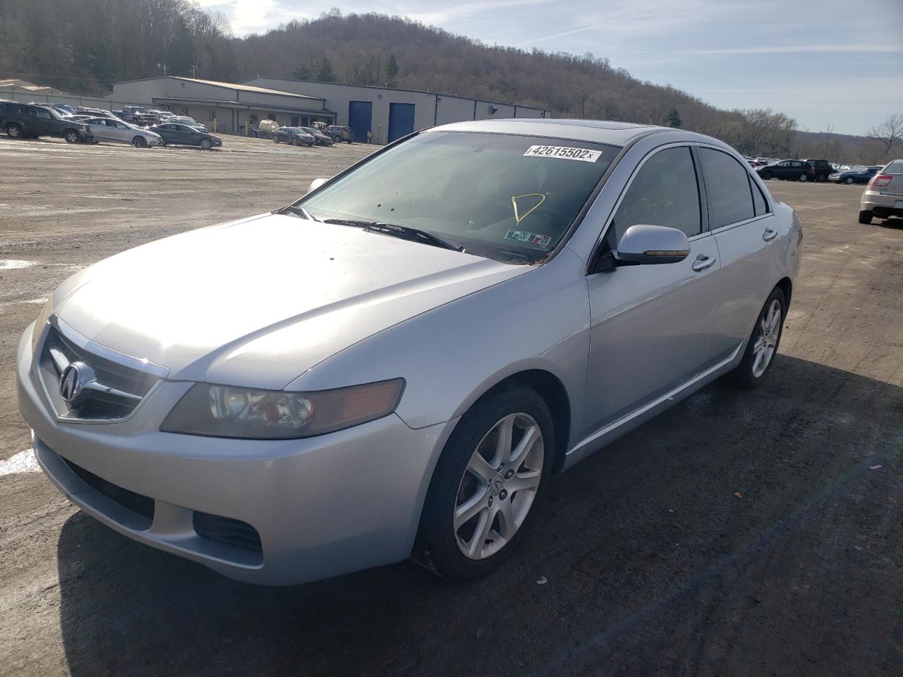 Photo 2 from auction – 2004 ACURA TSX with VIN JH4CL95824C034712