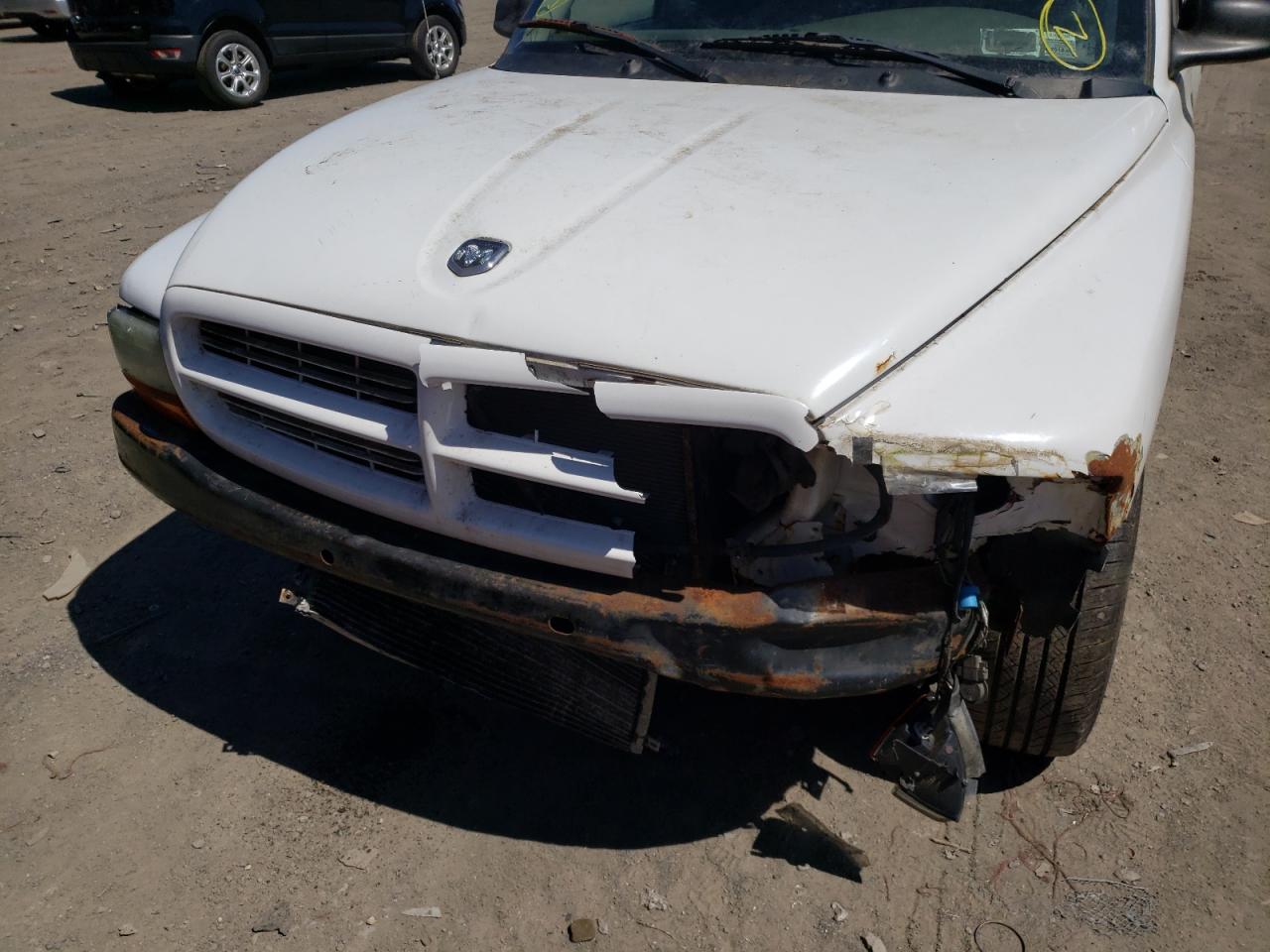 Photo 9 from auction – 2003 DODGE DURANGO SP with VIN 1D4HR38N43F573367