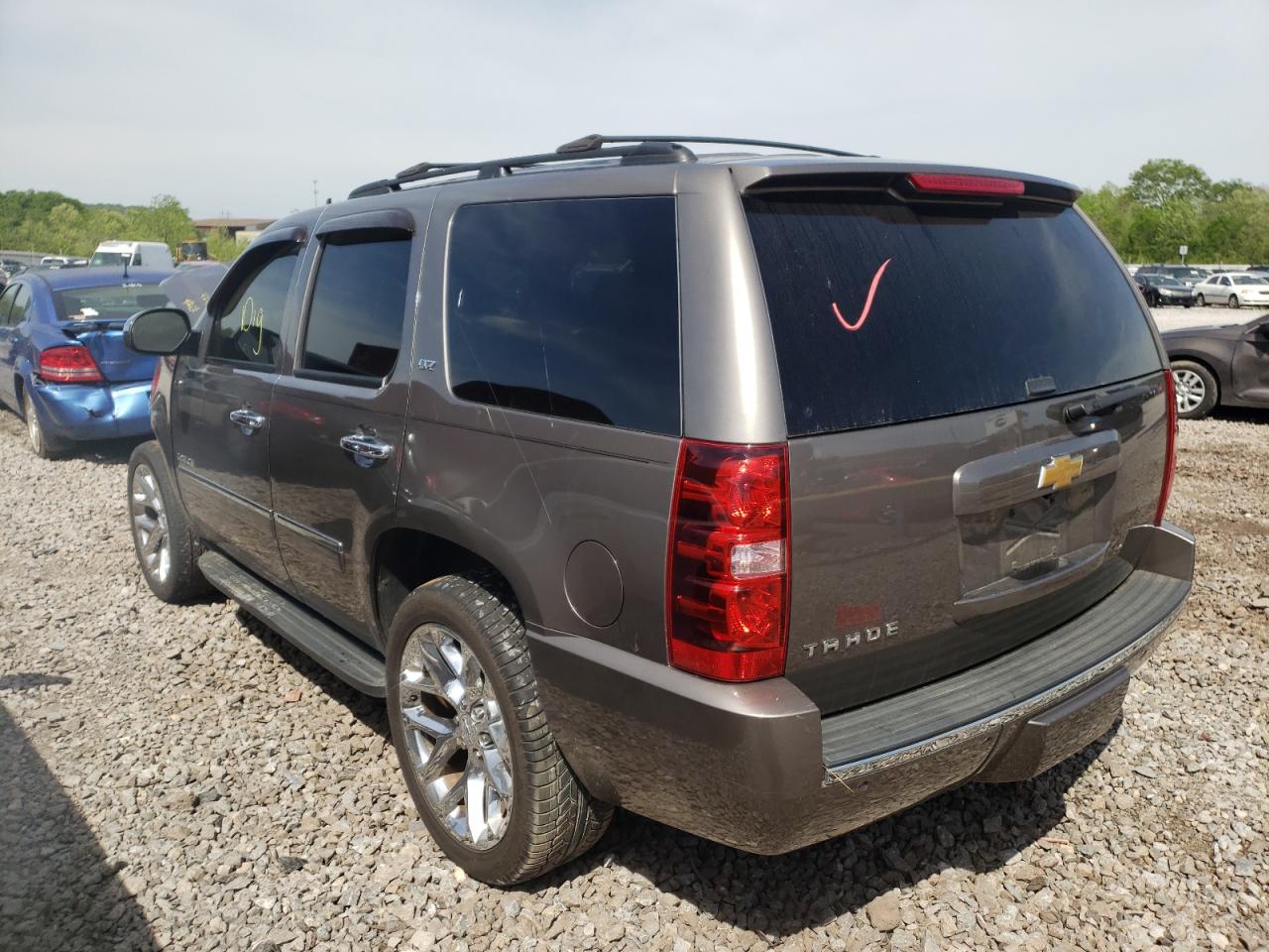 Photo 3 from auction – 2013 CHEVROLET TAHOE C150 with VIN 1GNSCCE01DR181371