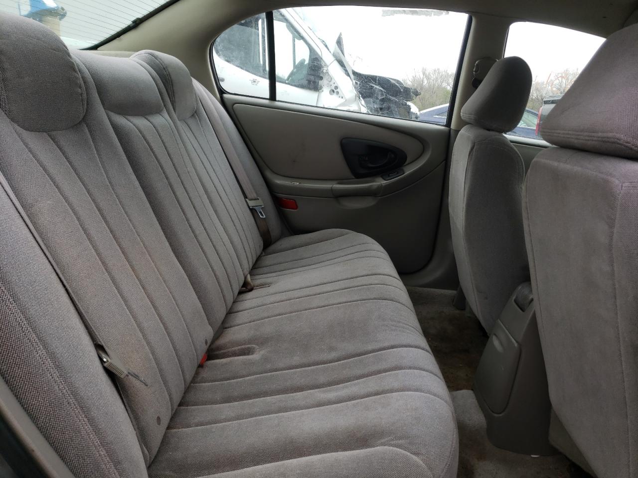 Photo 6 from auction – 2005 CHEVROLET CLASSIC with VIN 1G1ND52F25M162052