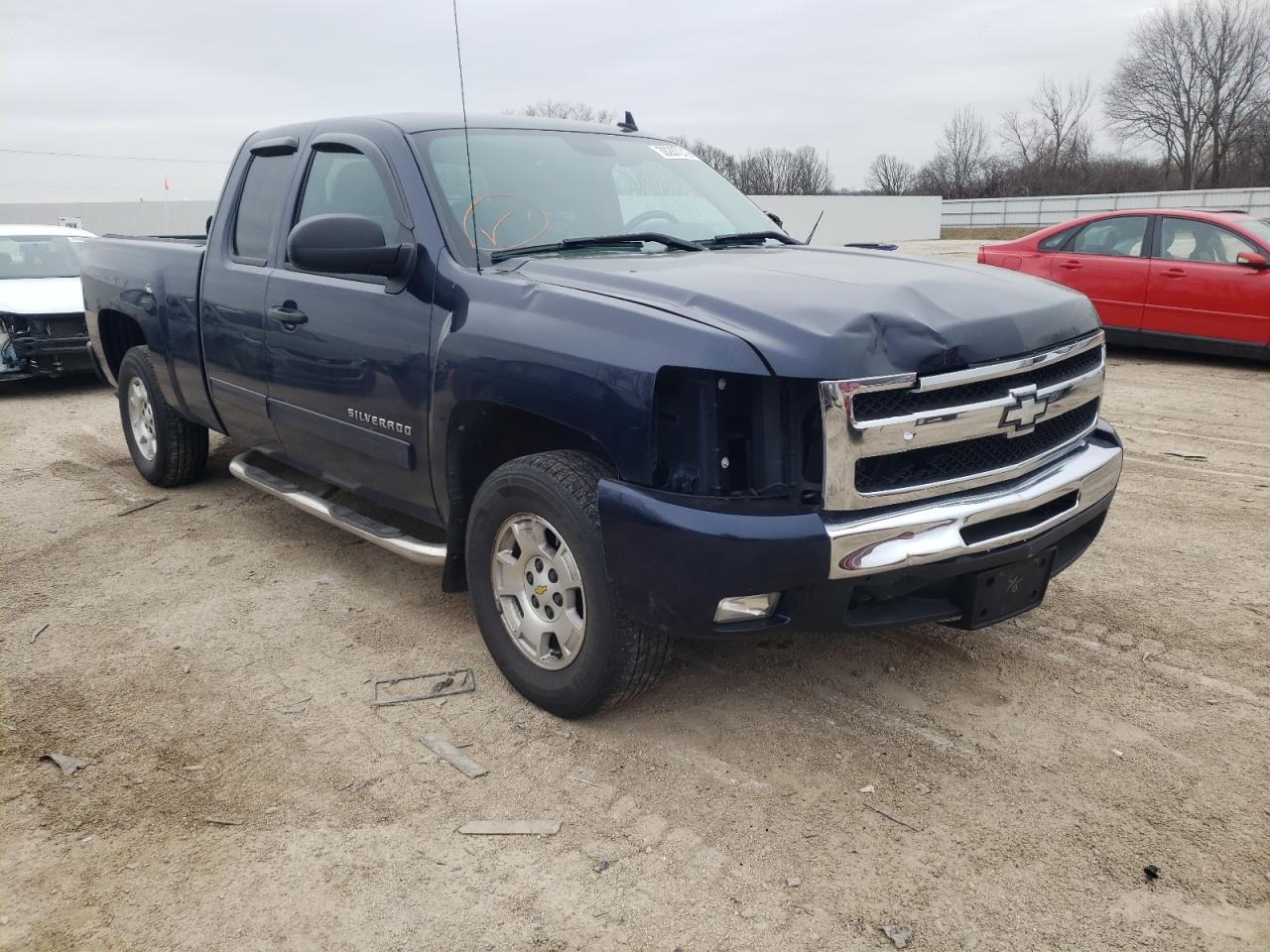 CHEVROLET SILVERADO 2011 with VIN 1GCRCSE07BZ413499 - Photo from auction