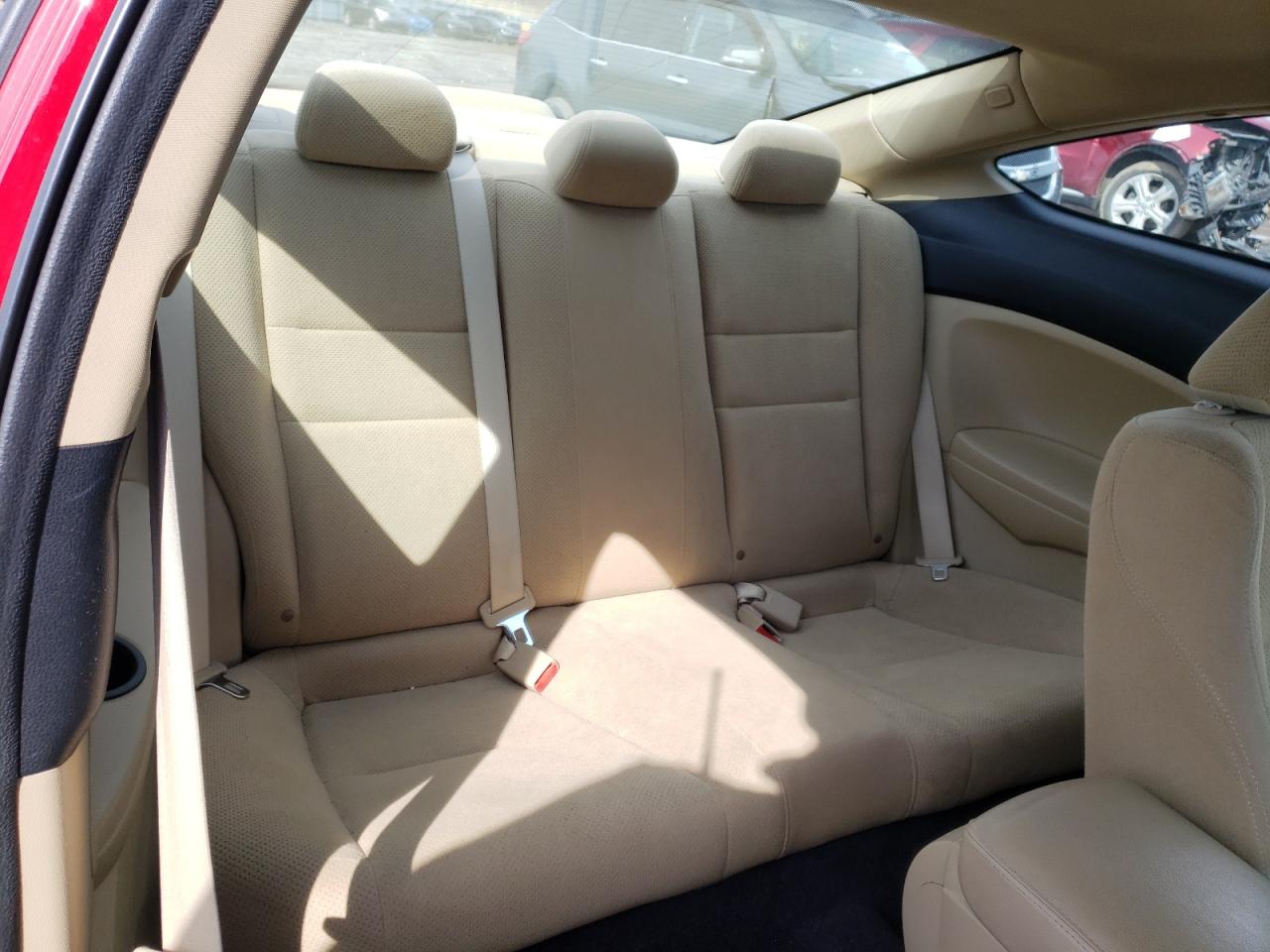 Photo 18 from auction – 2011 HONDA ACCORD EX with VIN 1HGCS1B79BA002254