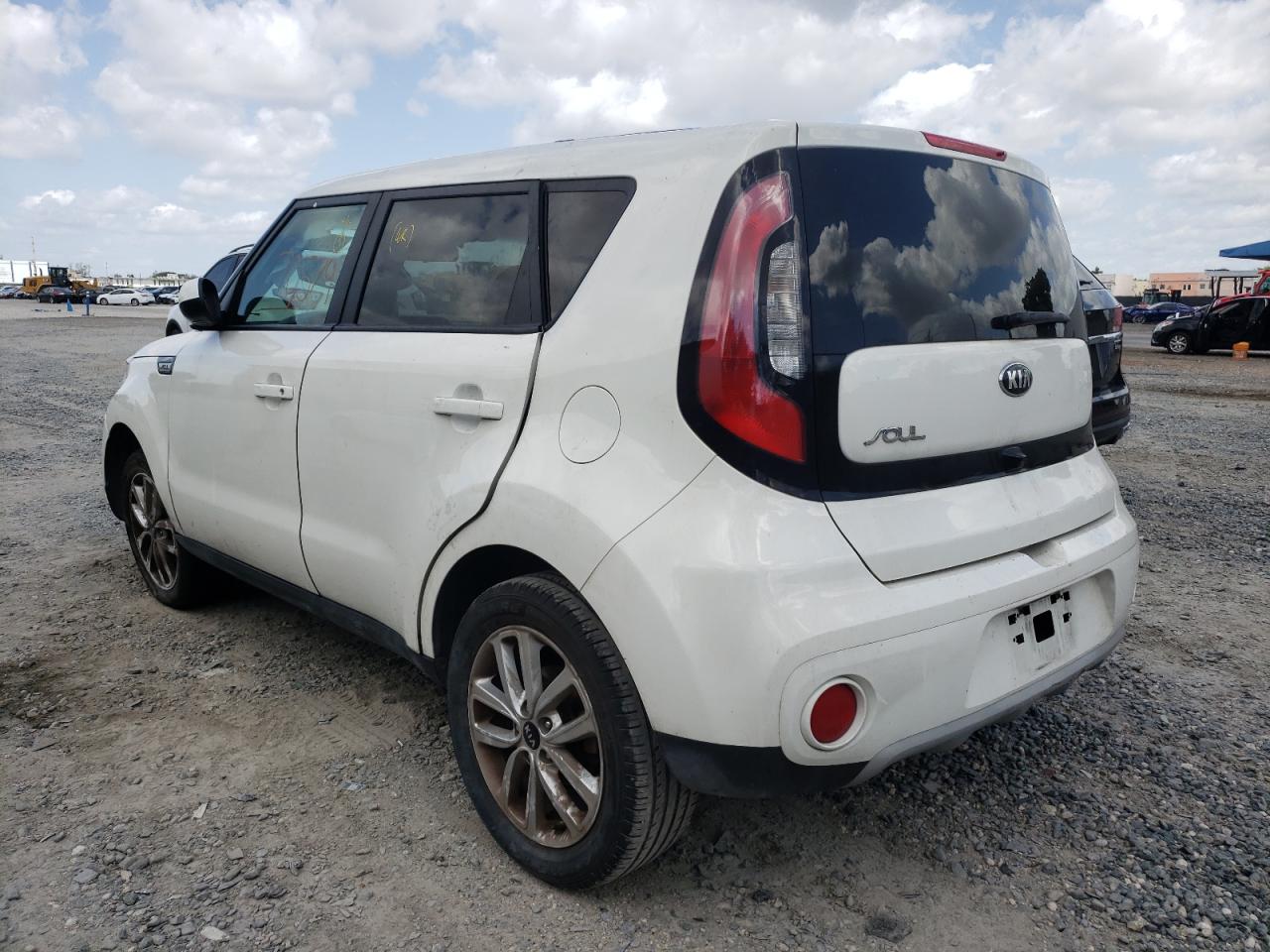Photo 3 from auction – 2019 KIA SOUL + with VIN KNDJP3A54K7019821