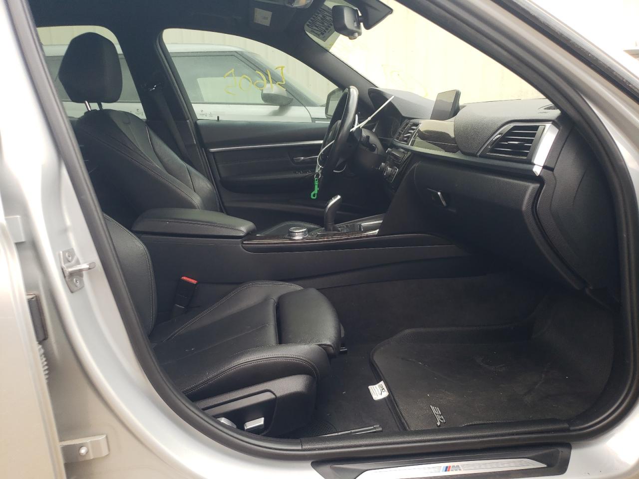 Photo 5 from auction – 2016 BMW 340 I with VIN WBA8B3G51GNT62655