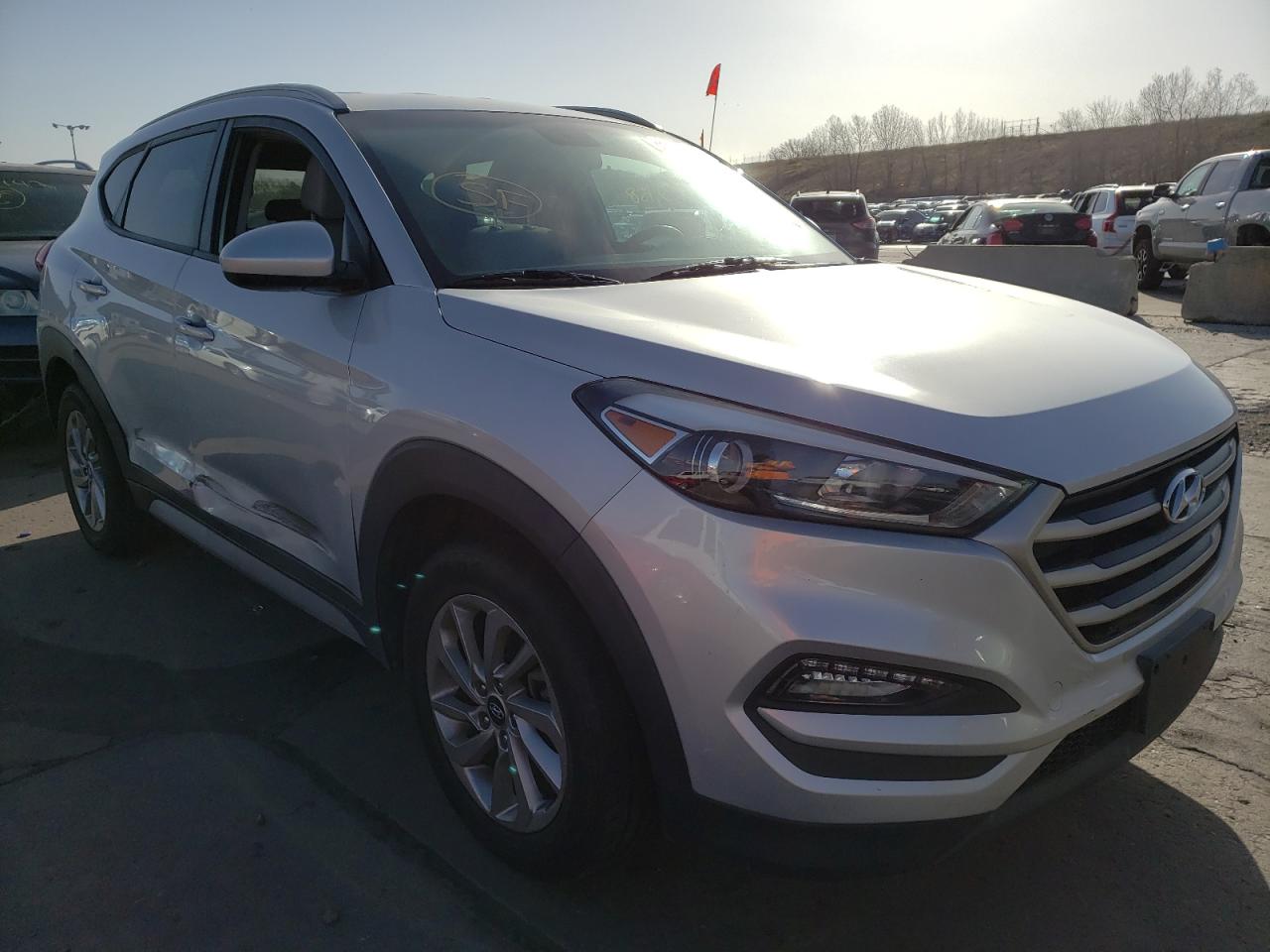 Photo 1 from auction – 2018 HYUNDAI TUCSON SEL with VIN KM8J3CA43JU697135