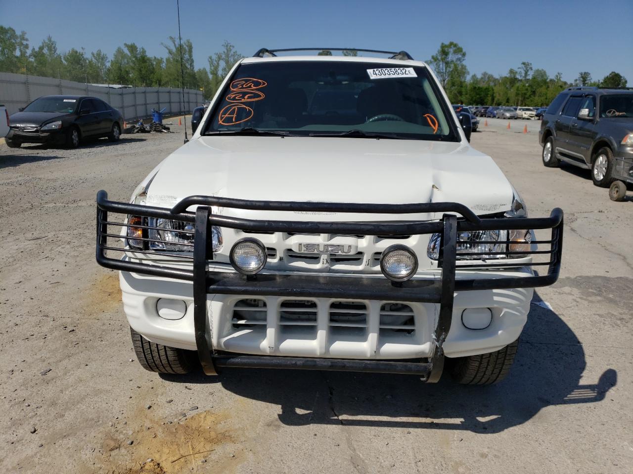 Photo 9 from auction – 2002 ISUZU RODEO S with VIN 4S2DM58W924313818