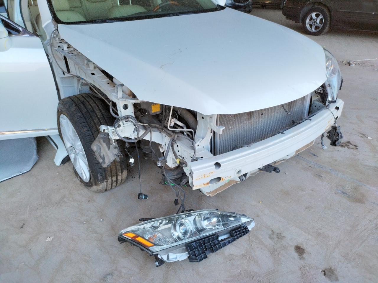 Photo 9 from auction – 2010 LEXUS ES 350 with VIN JTHBK1EG5A2346158