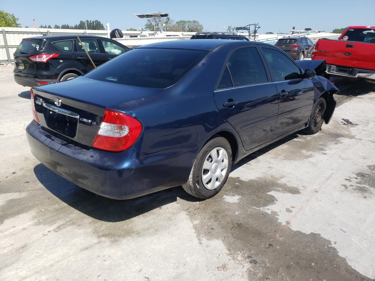Photo 4 from auction – 2004 TOYOTA CAMRY LE with VIN 4T1BE32K14U293282